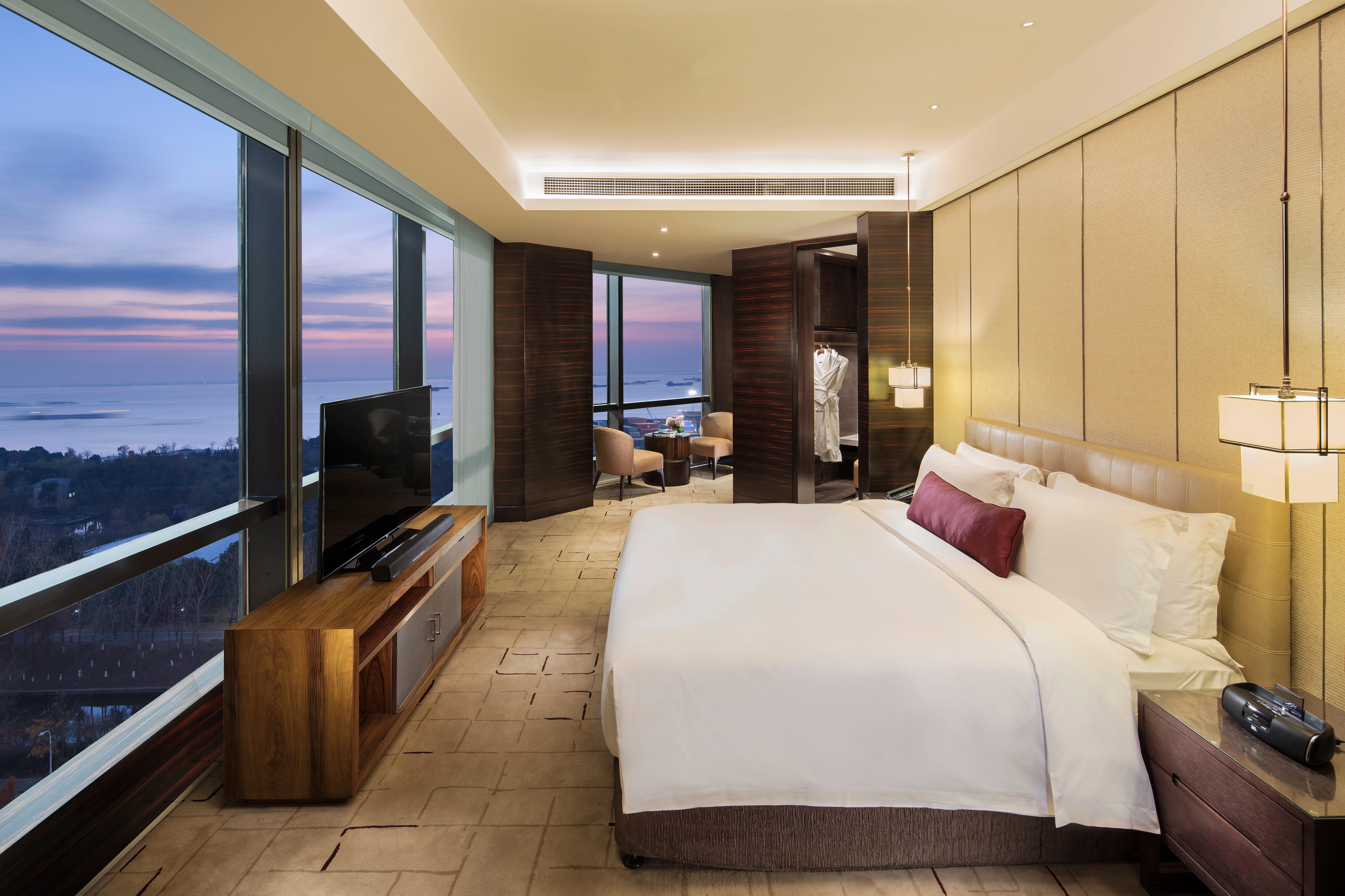 Intercontinental Nantong By Ihg-Best View Of Yangtze Екстериор снимка