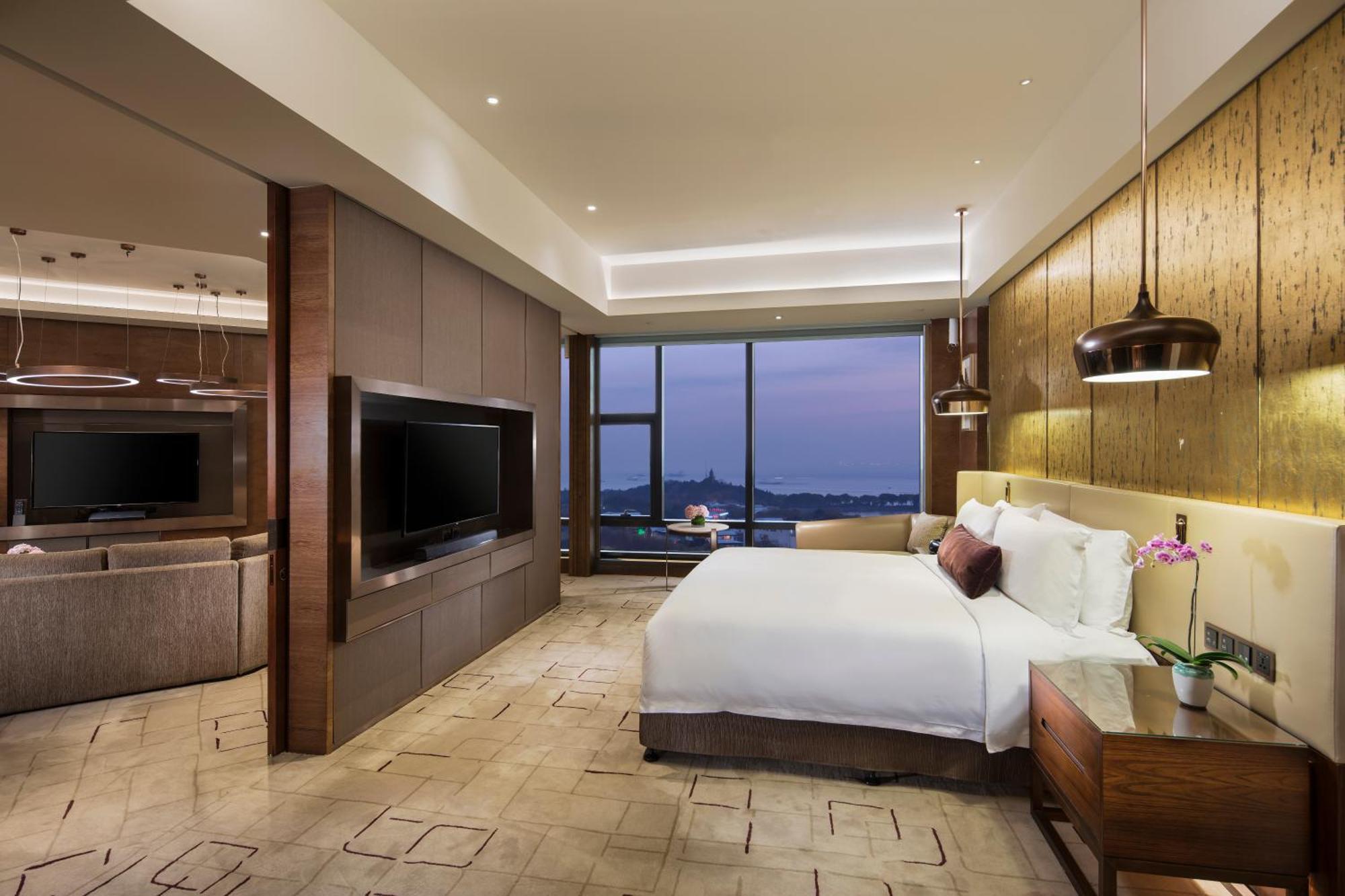Intercontinental Nantong By Ihg-Best View Of Yangtze Екстериор снимка